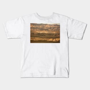 The Distant Layers Of Bryce © Kids T-Shirt